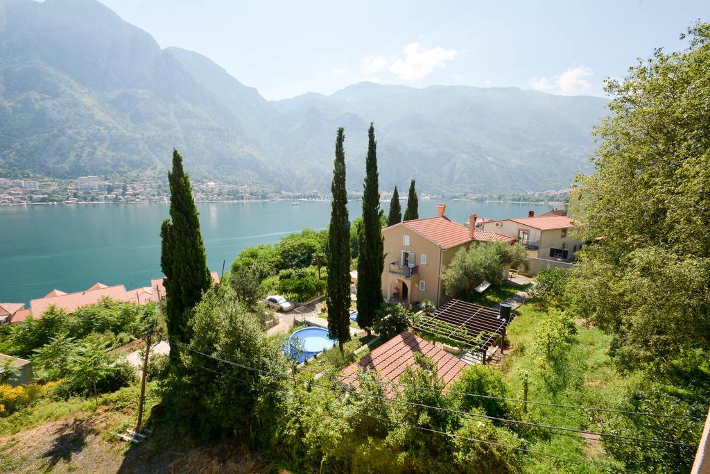 Apartments Panorama Котор Экстерьер фото